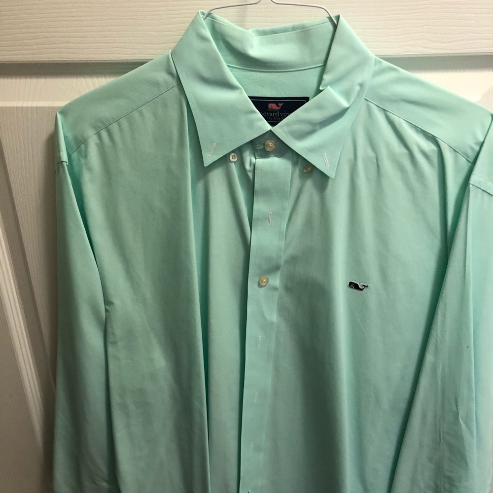 Vineyard Vines button down